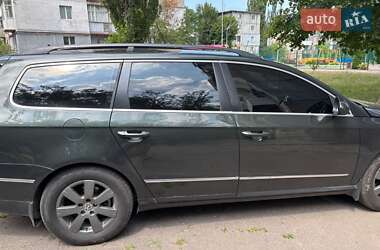Универсал Volkswagen Passat 2006 в Каменском