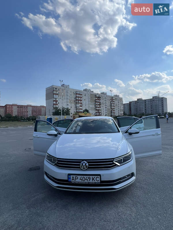 Седан Volkswagen Passat 2018 в Запоріжжі