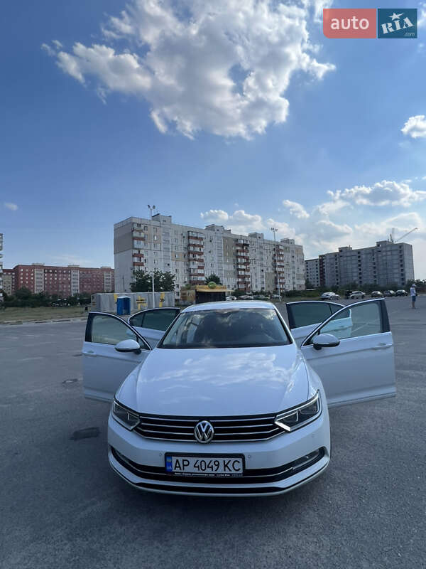Седан Volkswagen Passat 2018 в Запоріжжі