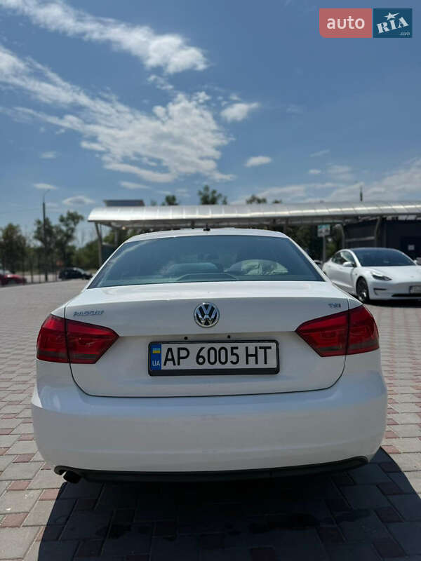 Седан Volkswagen Passat 2014 в Запорожье