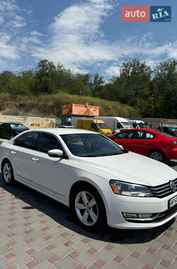 Седан Volkswagen Passat 2014 в Запорожье