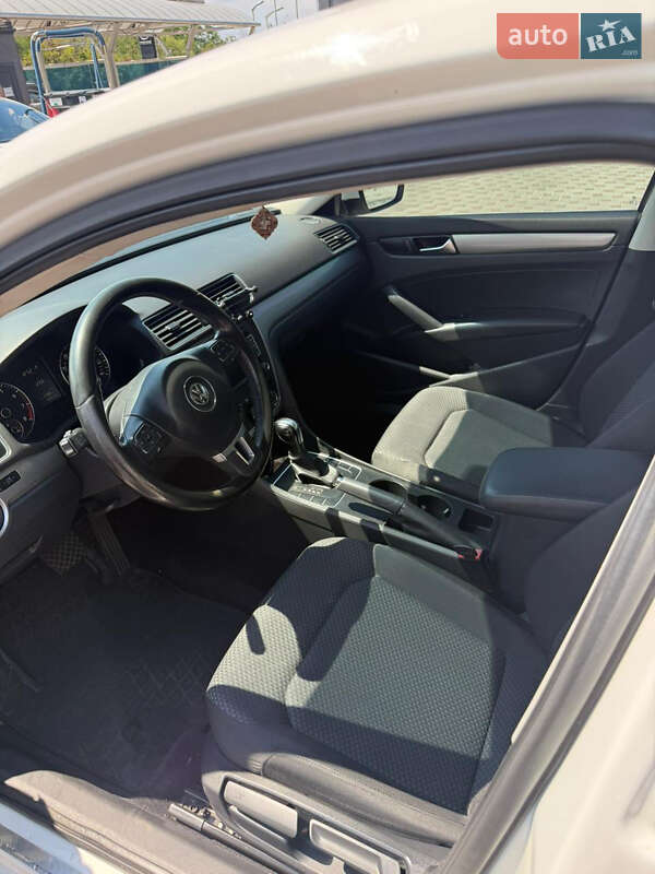 Седан Volkswagen Passat 2014 в Запорожье