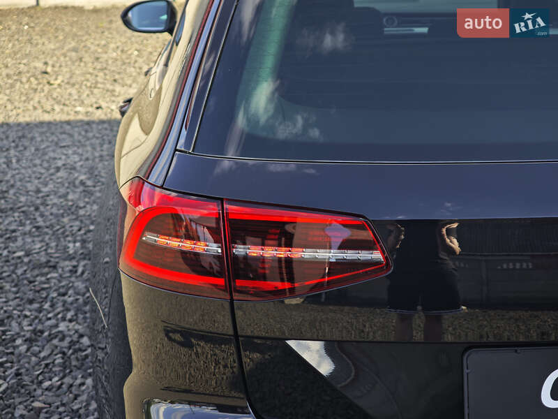 Универсал Volkswagen Passat 2019 в Луцке