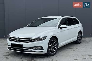 Универсал Volkswagen Passat 2021 в Луцке