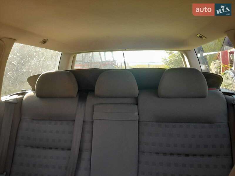 Универсал Volkswagen Passat 2005 в Луцке