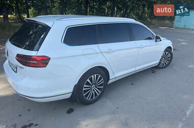 Универсал Volkswagen Passat 2015 в 