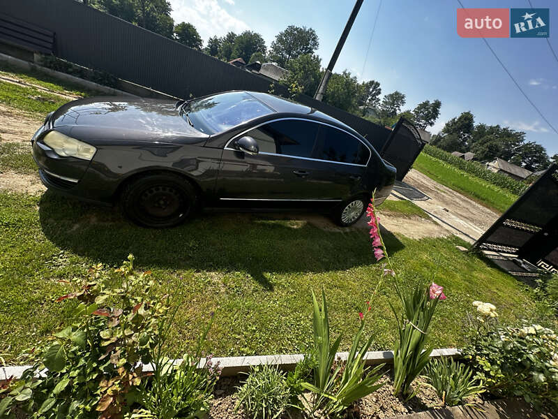 Седан Volkswagen Passat 2006 в Вашковцах