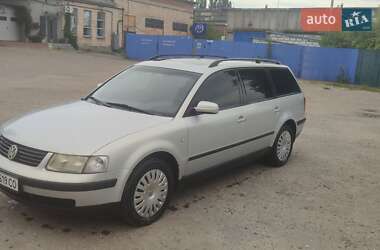 Універсал Volkswagen Passat 2000 в Сумах