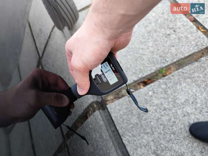 Седан Volkswagen Passat 2012 в Черкассах