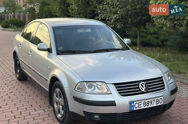 Седан Volkswagen Passat 2002 в Чернівцях