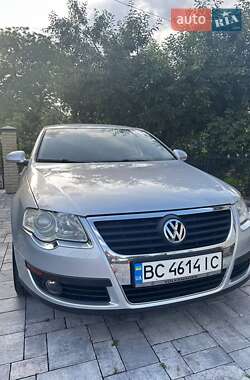 Седан Volkswagen Passat 2007 в Городке