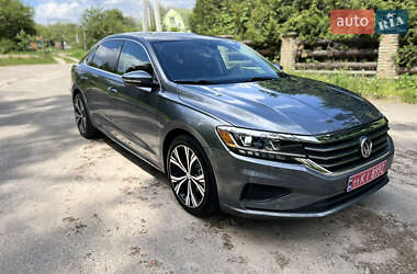 Седан Volkswagen Passat 2021 в Василькові