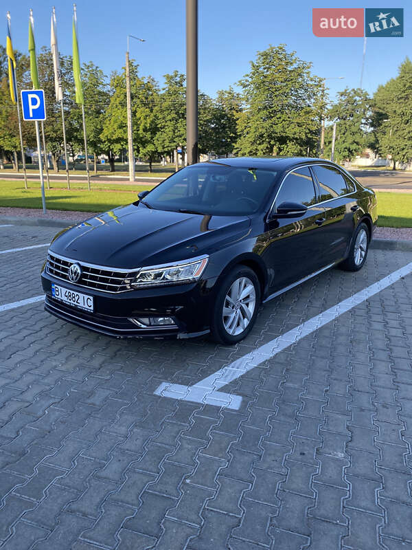 Седан Volkswagen Passat 2017 в Кременчуге