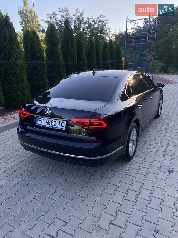 Седан Volkswagen Passat 2017 в Кременчуге
