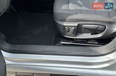 Універсал Volkswagen Passat 2014 в 