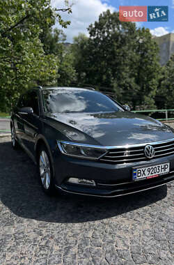 Универсал Volkswagen Passat 2016 в Хмельницком