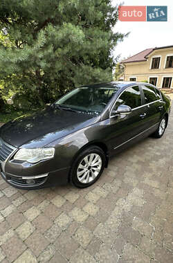 Седан Volkswagen Passat 2008 в 