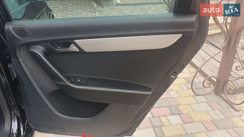 Универсал Volkswagen Passat 2013 в Костополе