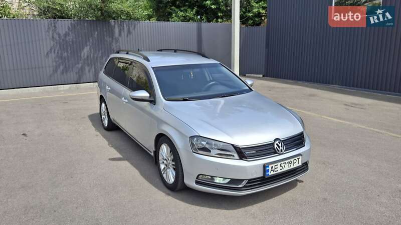 Универсал Volkswagen Passat 2013 в Днепре