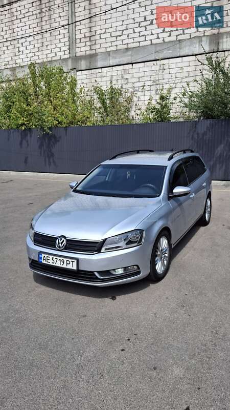 Универсал Volkswagen Passat 2013 в Днепре