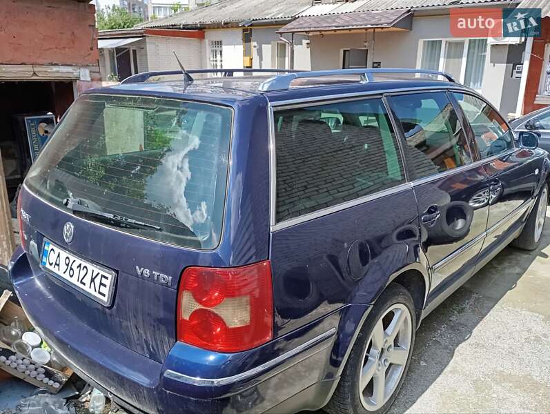Универсал Volkswagen Passat 2003 в Умани