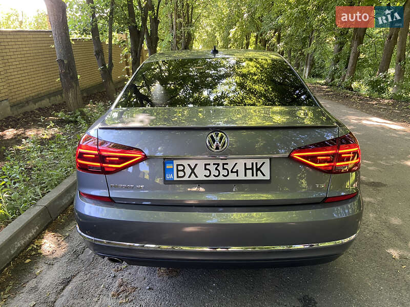 Седан Volkswagen Passat 2018 в Хмельницькому