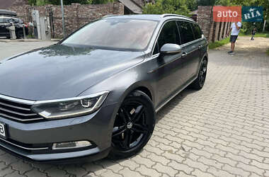 Універсал Volkswagen Passat 2015 в Львові