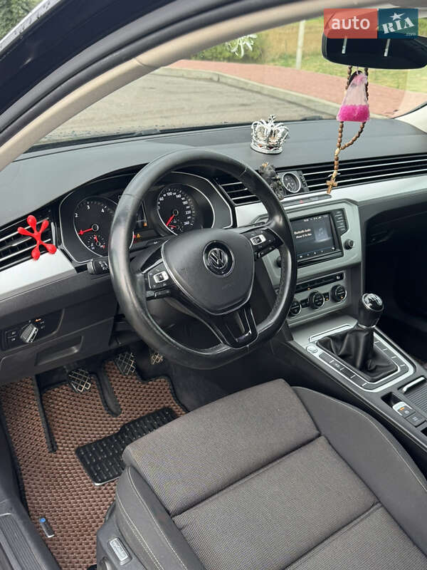 Универсал Volkswagen Passat 2016 в Виноградове