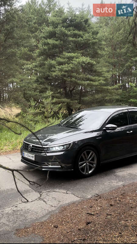Седан Volkswagen Passat 2018 в Кременчуці