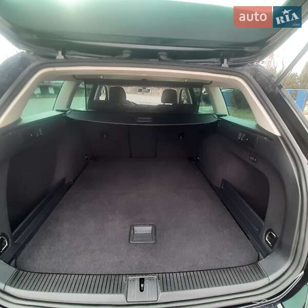 Универсал Volkswagen Passat 2017 в Звягеле