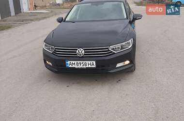 Універсал Volkswagen Passat 2017 в Звягелі