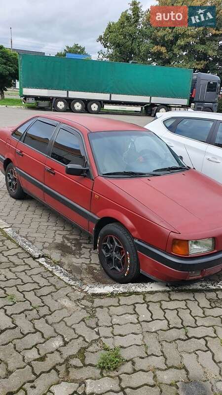 Volkswagen Passat 1992