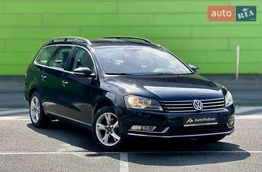Універсал Volkswagen Passat 2012 в Києві