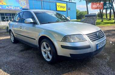 Седан Volkswagen Passat 2004 в Калуше