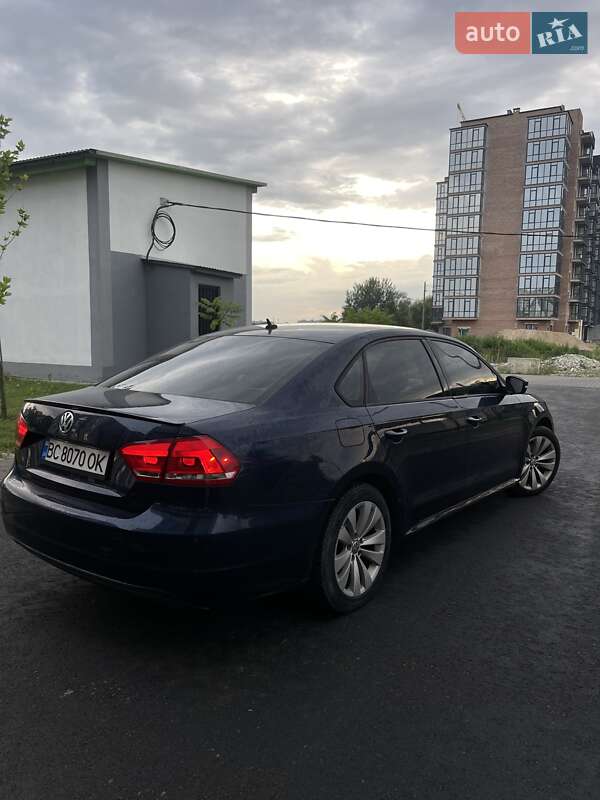 Седан Volkswagen Passat 2013 в Шептицькому