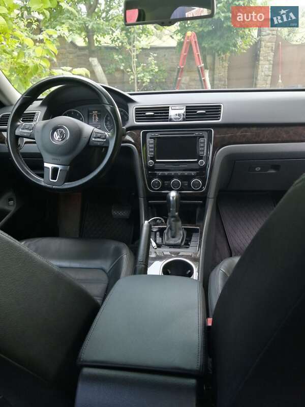 Седан Volkswagen Passat 2014 в Львове фото 8 Седан Volkswagen Passat 2014 в Львове