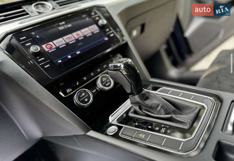 Универсал Volkswagen Passat 2019 в Самборе