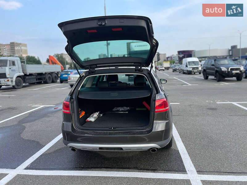 Универсал Volkswagen Passat 2013 в Киеве