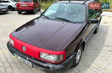 Универсал Volkswagen Passat 1993 в Львове