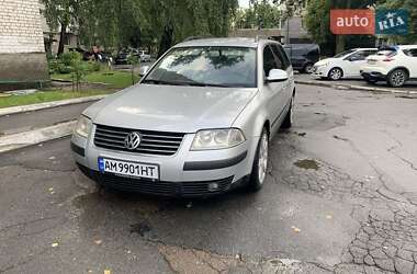 Універсал Volkswagen Passat 2005 в Звягелі