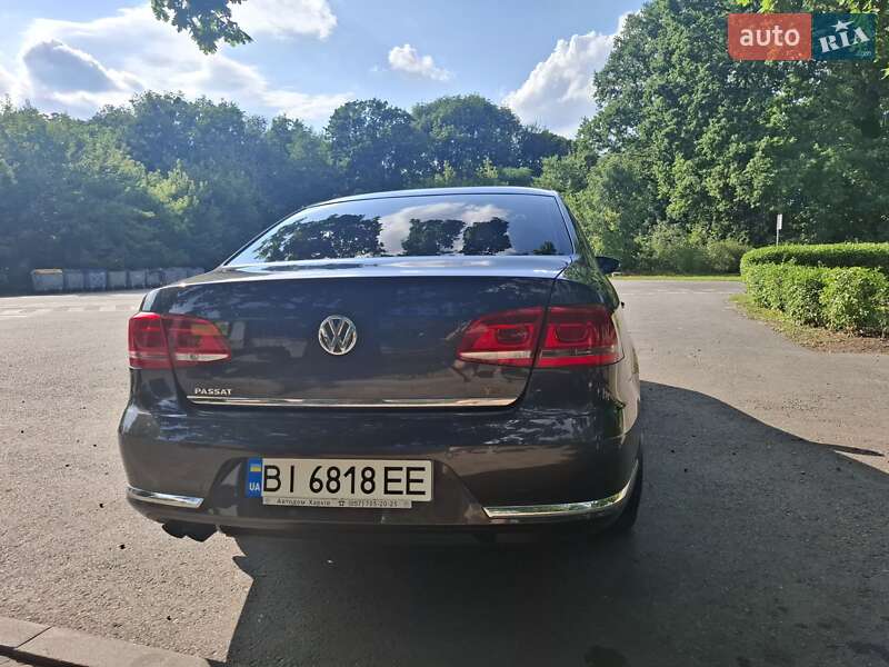 Седан Volkswagen Passat 2011 в Полтаві