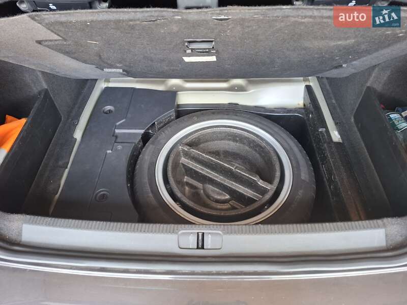 Седан Volkswagen Passat 2011 в Полтаві
