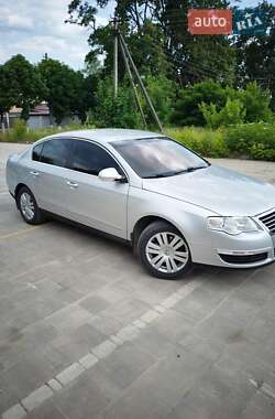 Седан Volkswagen Passat 2006 в 