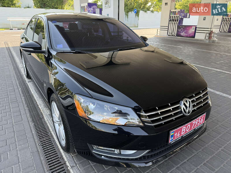 Седан Volkswagen Passat 2015 в 