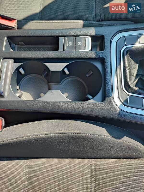 Универсал Volkswagen Passat 2017 в Львове