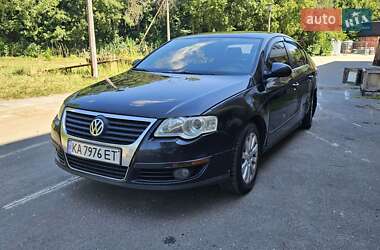 Седан Volkswagen Passat 2008 в Киеве