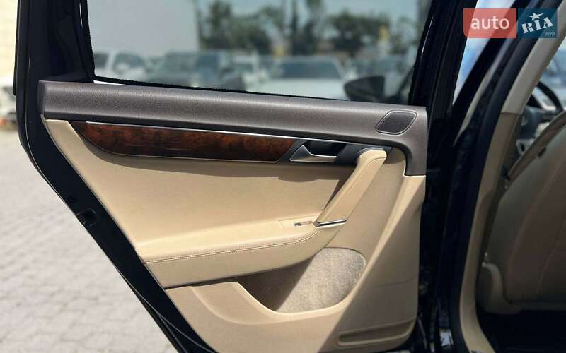 Универсал Volkswagen Passat 2012 в Ивано-Франковске