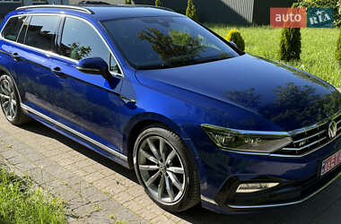Универсал Volkswagen Passat 2021 в Львове