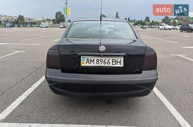 Седан Volkswagen Passat 1999 в Буче