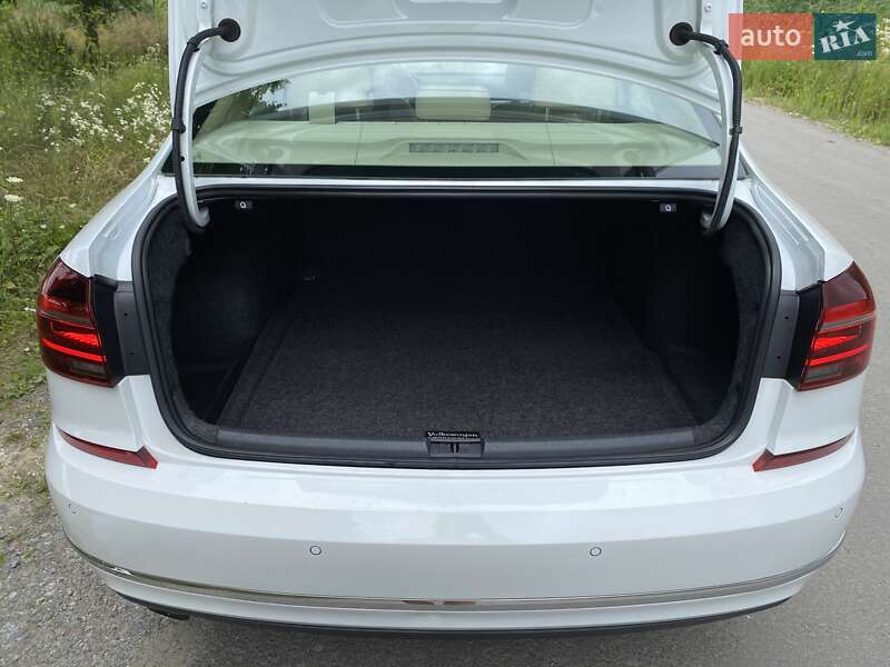 Седан Volkswagen Passat 2016 в Львове фото 14 Седан Volkswagen Passat 2016 в Львове